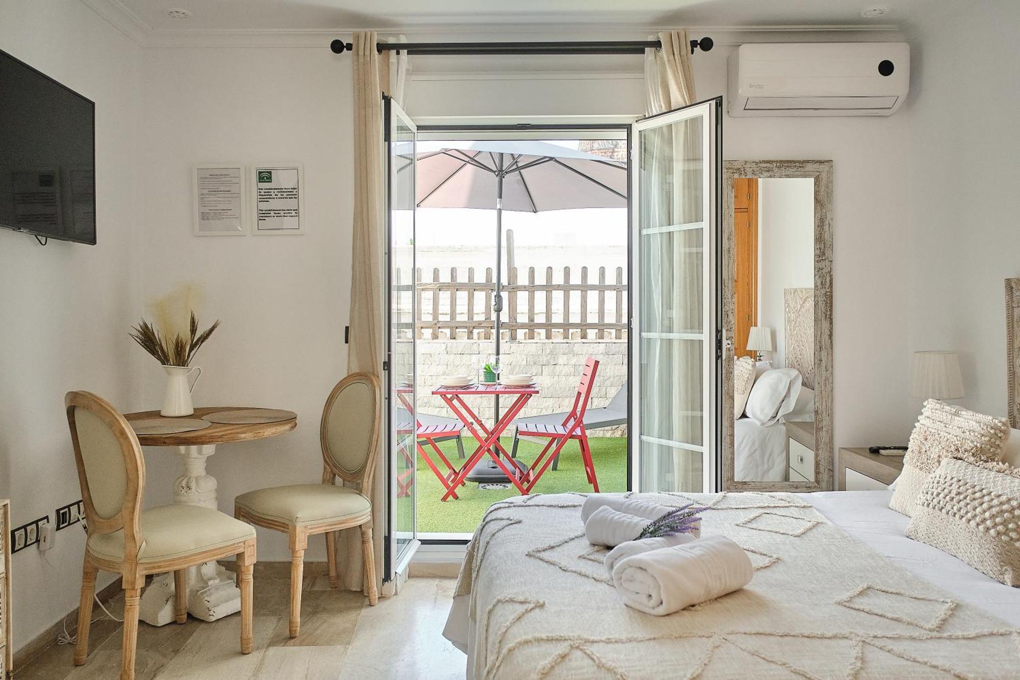 Studio Novena Little Apartments Кадис Экстерьер фото